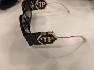 Gafas de sol Philipp Plein negras y doradas