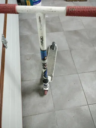 Patinete Nokaic Tiburón