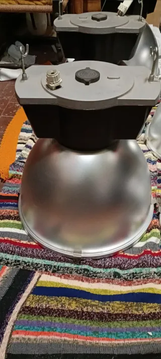 Lampadario Philips stile industriale