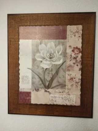 Set 3 Cuadros de madera de Flores Beige y Marrón.