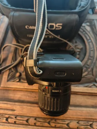 Cámara Canon EOS 500 Analógica + Objetivo