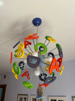 Lámpara infantil letras colores
