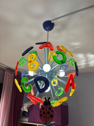 Lámpara infantil letras colores