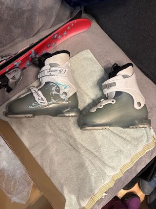 Esquis head 1 metro y botas salomon de 215