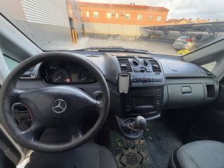 Mercedes-Benz Vito 2010