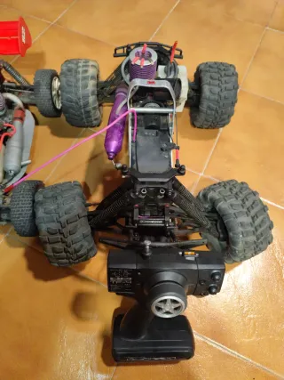 Coches radiocontrol gasolina, bugy +Monster HPI.