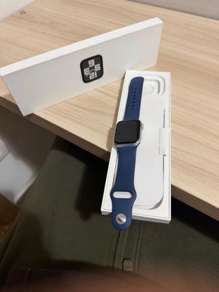 Apple Watch SE Caja y Correas Azul Marino