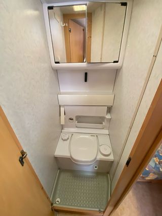 CARAVANA HOBBY DELUXE 400