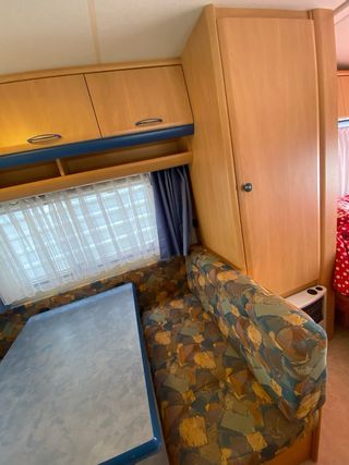 CARAVANA HOBBY DELUXE 400