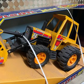 Retroexcavadora Super Sansón Rico