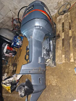 Motor Yamaha V6 200cv 2T