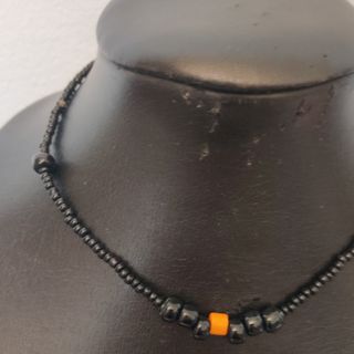 Collar vintage abalorios negros y naranja