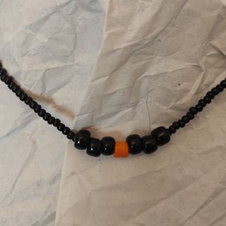 Collar vintage abalorios negros y naranja