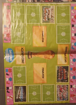 2 Álbumes Fútbol en Acción dadonne más 18 cromos