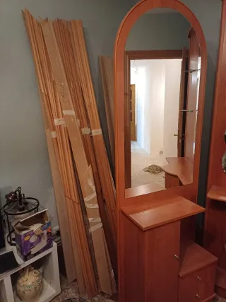 Mueble de entrada con espejo