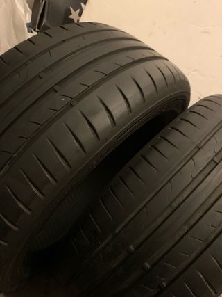 Neumático 225/45/17 DUNLOP Sport blu