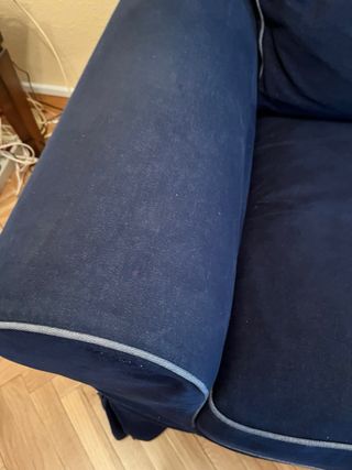 Sofá de 2 plazas con funda azul