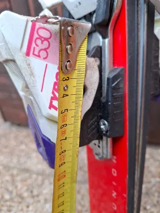 Esquís Rossignol 150cm con fijaciones Tyrolya