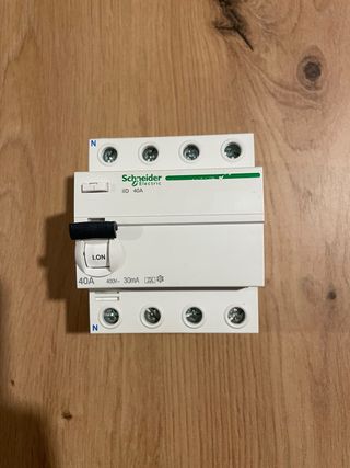 Interruptor Diferencial Schneider Electric 4P 40A