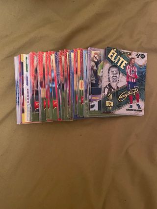 +100 Cromos (diferentes) La Liga 2025-2026