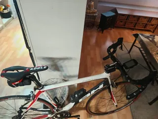 Bicicleta Carretera Carbono BH Speedrom