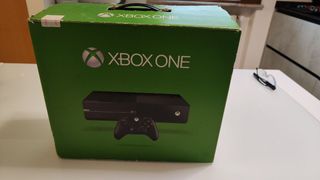 Xbox One 500GB con scatola + PES 2020