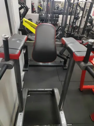 Máquina Fondos y Banco Abdominales