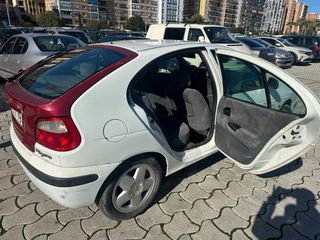 Renault Megane 1999