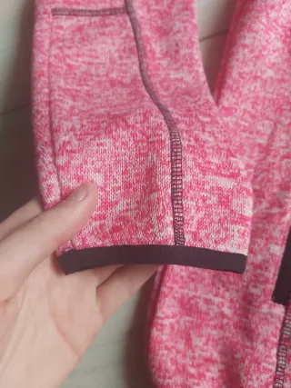 Felpa con cerniera rosa