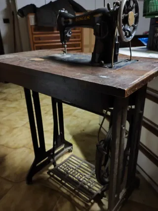 Macchina da cucire Singer vintage