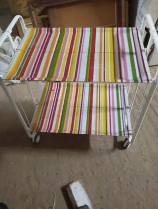 Camarera plegable rayas