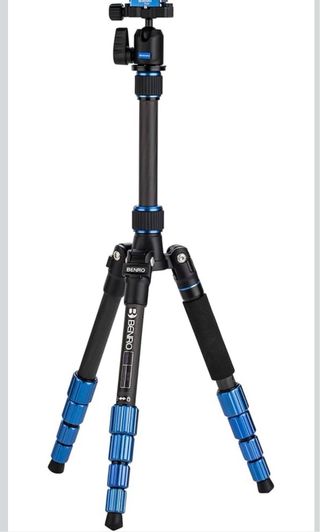 Trípode de viaje Benro SLIM de fibra de carbono