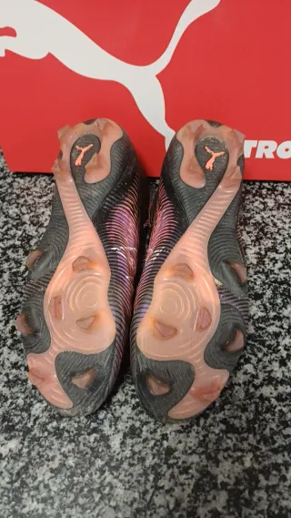 Botas de fútbol Puma Talla 44