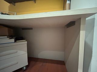 Mesa de escritorio en L