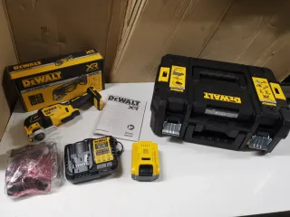 Multiherramienta Dewalt 18V XR  Batería y Cargador