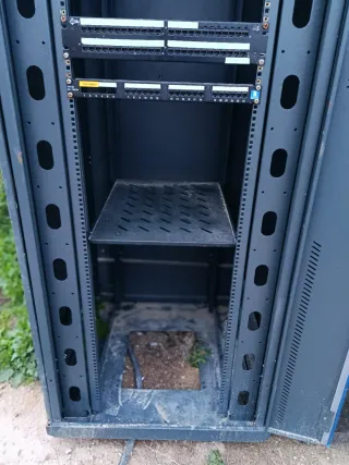 Armario Rack Servidor Metálico