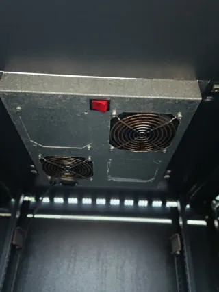 Armario Rack Servidor Metálico