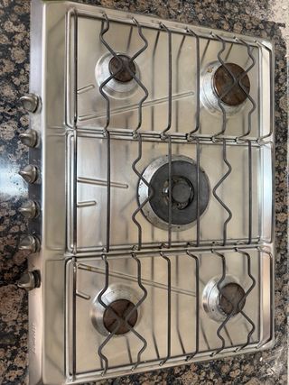 Cocina de gas Smeg 4 fuegos
