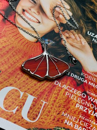 Colgante artesanal vitral Tiffany Hoja Ginkgo