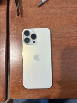 iPhone 14 Pro Max Dorato