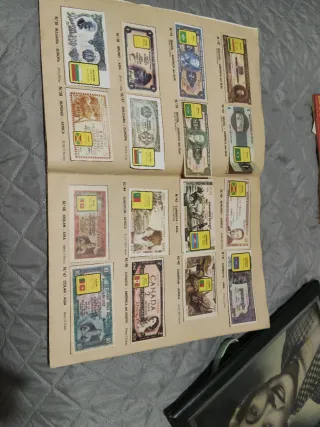 Álbum Cromos Billetes del Mundo Vintage