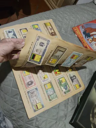 Álbum Cromos Billetes del Mundo Vintage