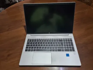 Portátil HP ProBook 450 G10
