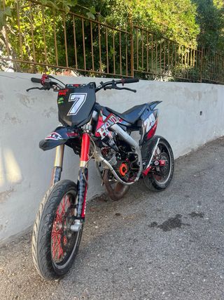Moto Supermotard Honda HM derrapague racing