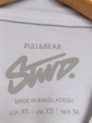 Camiseta Pull&Bear Blanca Grafiti Espalda XS