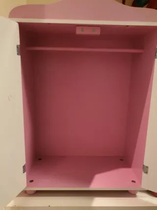 Armario bebé para muñecas