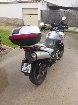 Suzuki V-Strom 650 DL
