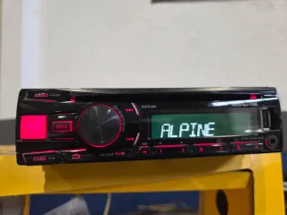 Alpine CDE-180RR USB INCLUYE CABLE PARA CONECTARLA