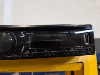 Alpine CDE-180RR USB INCLUYE CABLE PARA CONECTARLA