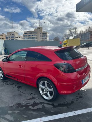 Opel astra GTC